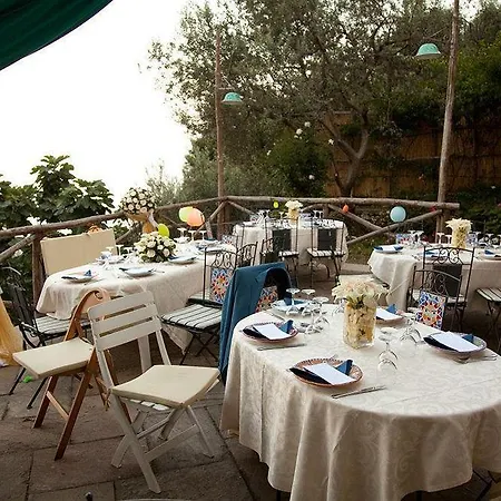 Rina Hotel