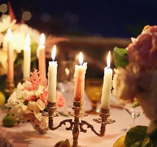 瑞纳别墅式酒店 酒店 2*