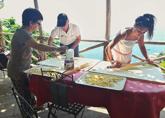 瑞纳别墅式酒店 酒店