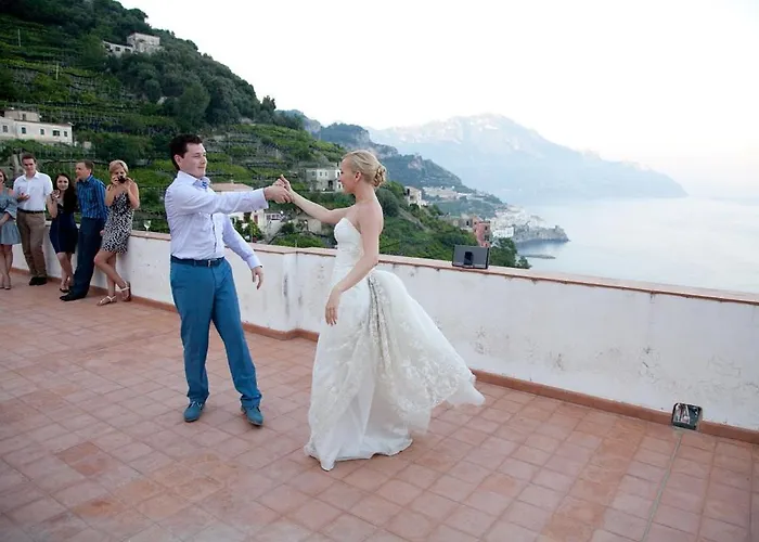 瑞纳别墅式酒店 2* 阿马尔菲