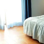 リーナ アマルフィ